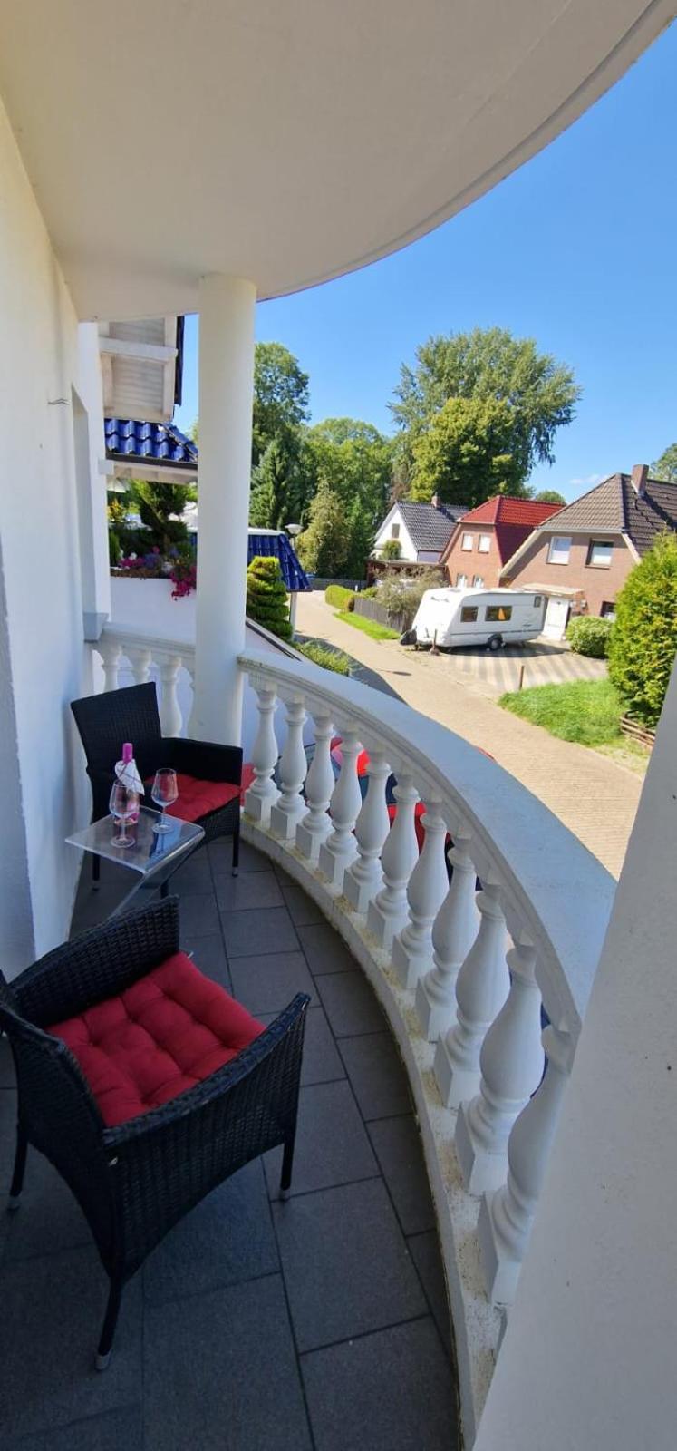 Am Alten Siel Wilhelmshaven Buitenkant foto